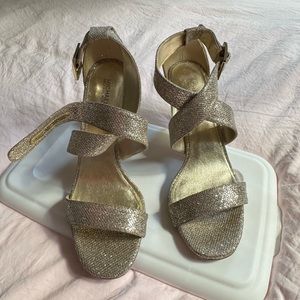 Michael Michael Kors Golden heels